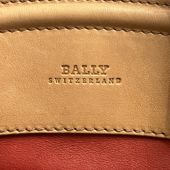 BALLY Windsor Calf Crossbody Bag - Picture 11 of 14